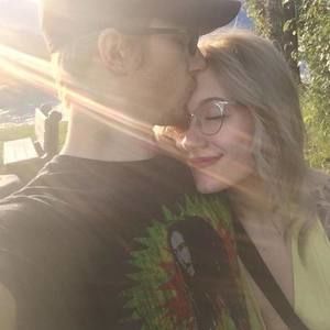 Meet your Posher, Karissa